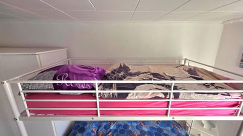 Relax Cozy Wellbeing Room Near train station Vacation rental in Luxembourg District, Luxembourg