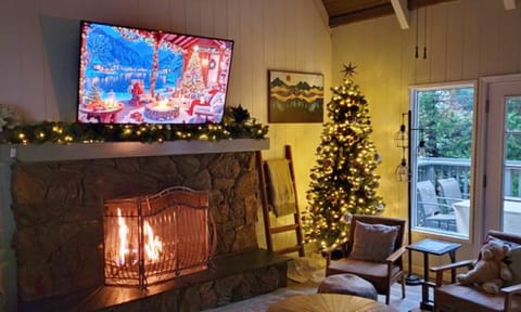 The Retreat on Wabash Lane House in Lake Arrowhead