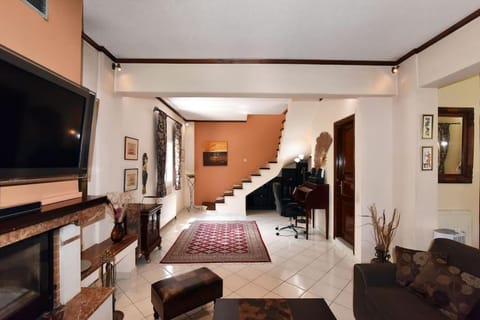 TV and multimedia, Living room, Seating area