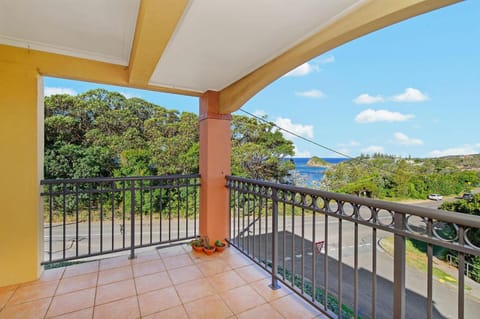 View (from property/room), Balcony/Terrace, Sea view