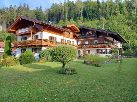 Gästehaus Deml Apartment in Berchtesgaden