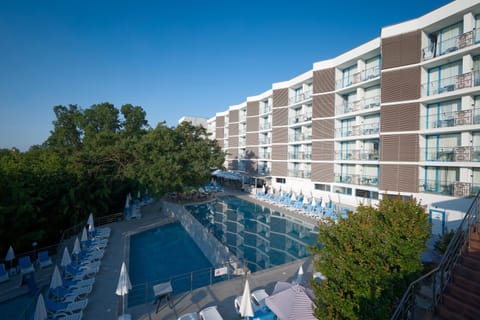 Property building, Pool view, Swimming pool, Swimming pool