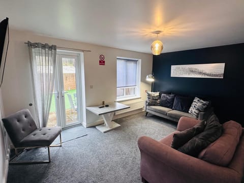 Barber House, Hoyland with two allocated parking spaces House in Borough of Barnsley