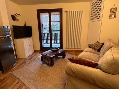 Appartamento sulle piste e parcheggio sotterraneo Apartment in Emilia-Romagna