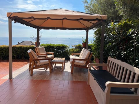 Recco - "Villa degli Ulivi" Villa with private pool and sea view in Liguria Villa in Recco