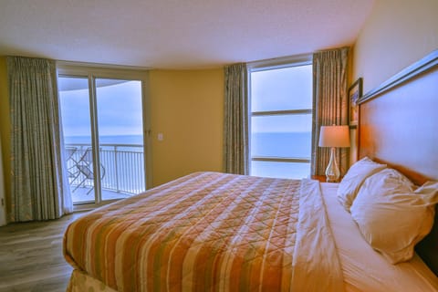 Bed, Bedroom, Sea view
