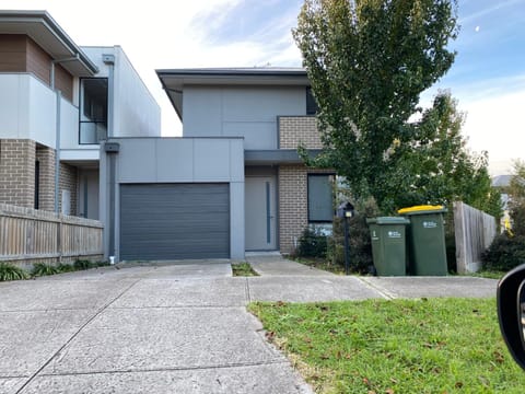 Property building, Street view