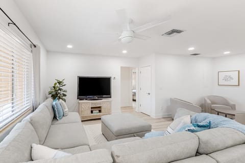 Paradise Found House in Clearwater Beach