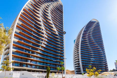 Property building, Day