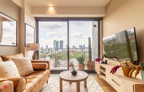 TV and multimedia, View (from property/room), Balcony/Terrace, Living room, Seating area, City view