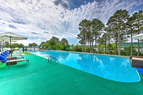 Beaver Chief Acres House in Beaver Lake