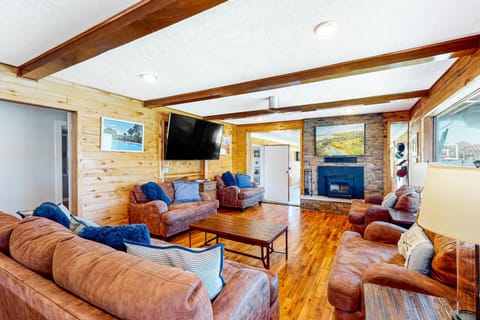 Beaver Chief Acres House in Beaver Lake