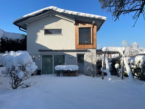 "Ferienhaus am Mondsee" mit direktem Schafbergblick im Salzkammergut bei Salzburg House in Mondsee