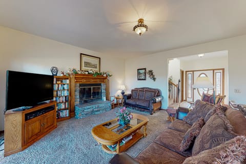 Stone Decks Lodge House in Carroll County