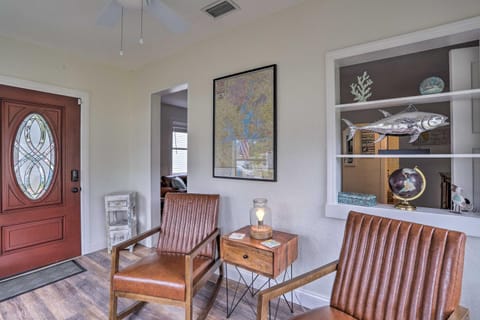 Tampa Bay Area Cottage with Gas Grill and Fire Pit! House in Safety Harbor