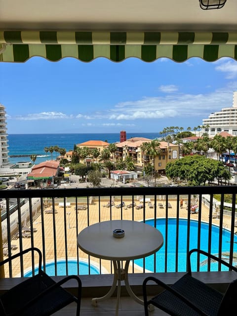 View (from property/room), Balcony/Terrace, Pool view, Sea view, Swimming pool