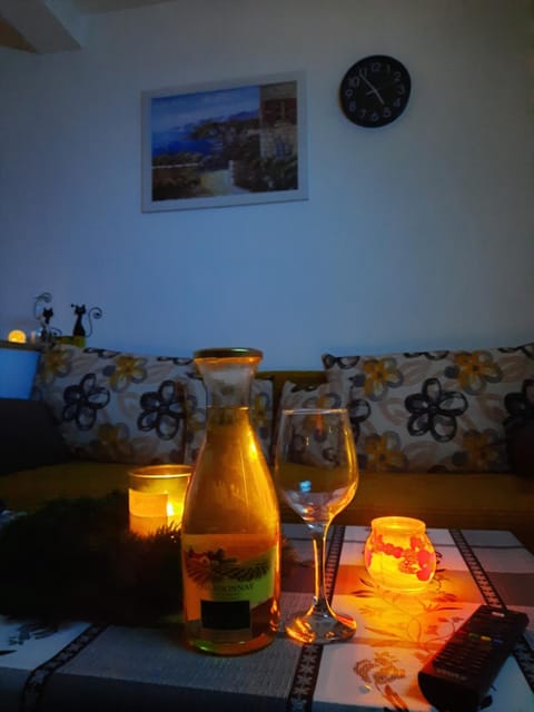 Mace MM :) Apartment in Vojvodina