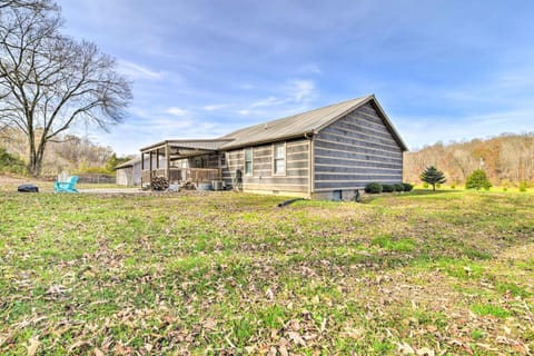 Secluded Retreat on 2 Acres Near Dale Hollow Lake! House in Tennessee
