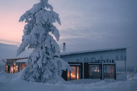 Tupasvilla Villa in Lapland
