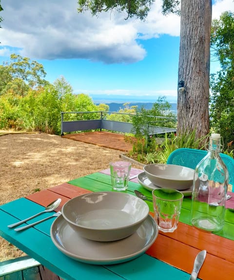 Day, Natural landscape, Dining area, Mountain view, Sea view