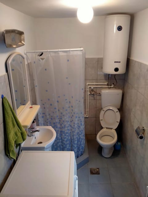 Planinska kuća kod Lazića House in Zlatibor District, Serbia