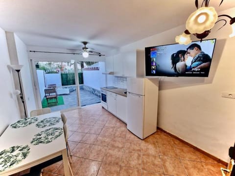 TV and multimedia, Kitchen or kitchenette