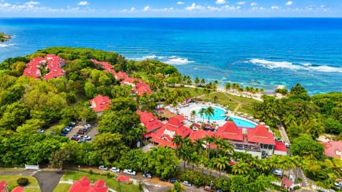 Natural landscape, Pool view, Sea view