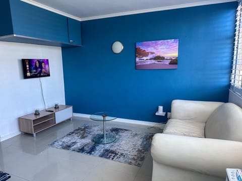 Studio Apartment in Sea point Montclair Apartment in Sea Point