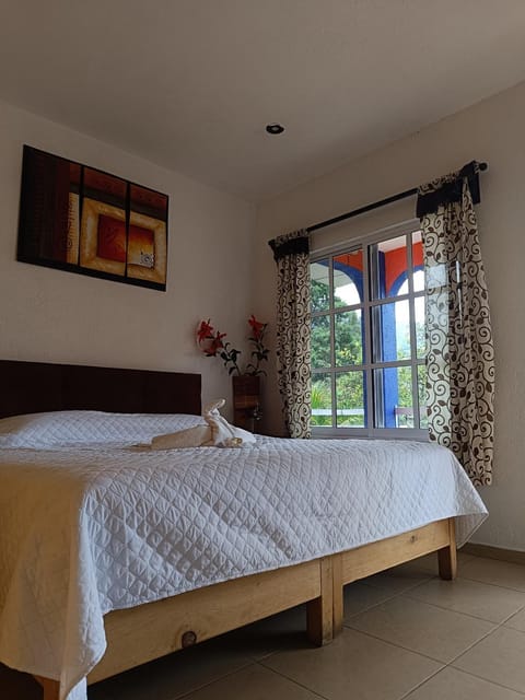 Los Robles Inn in Tepoztlan