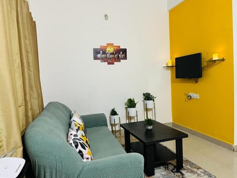 Communal lounge/ TV room, Living room, Evening entertainment