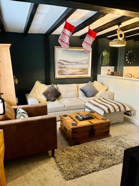 Granny Vera's @ Marigold Cottage House in Bedale Beck