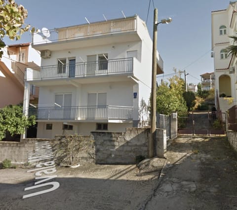 Property building, Balcony/Terrace