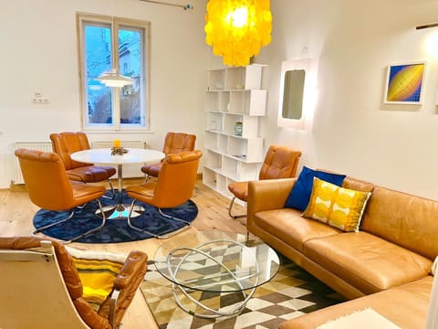 Living room, Seating area, Dining area