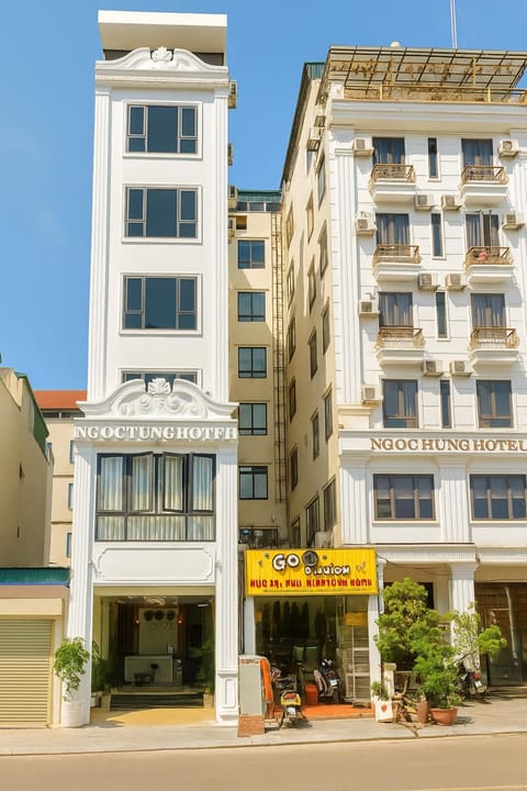 Property building, Day