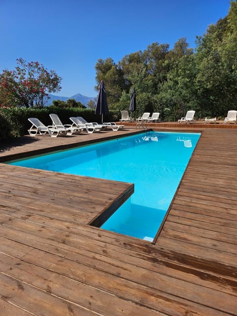 Piana Campground/ 
RV Resort in Lumio