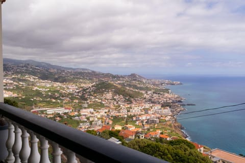 Natural landscape, Balcony/Terrace, Sea view
