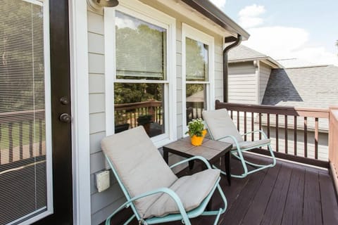 Meet Me in Athens I Beautiful 4-Bdrm House I 1 Mile to DT and Mins to UGA House in Athens