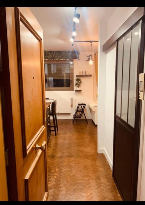 CŒUR de DEAUVILLE 3 mn plage 3 mn casino Charme absolu Apartment in Deauville