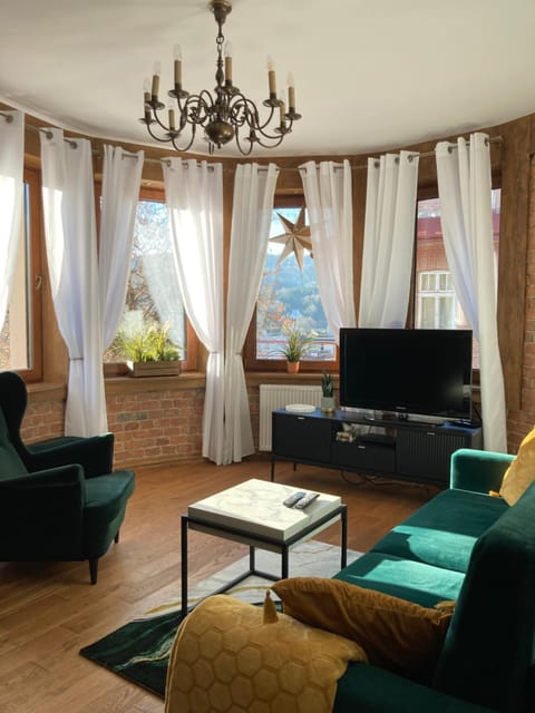 TV and multimedia, Living room, Area and facilities