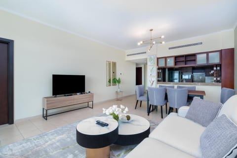 Communal lounge/ TV room, TV and multimedia, Living room, Seating area