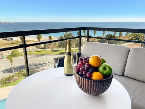 View (from property/room), Balcony/Terrace, Sea view