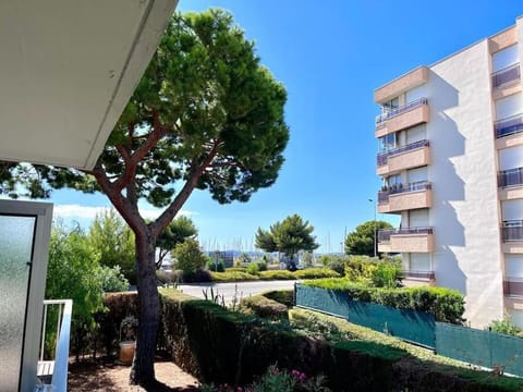 Parking + piscine, tout confort, proche aéroport & mer Apartment in Nice