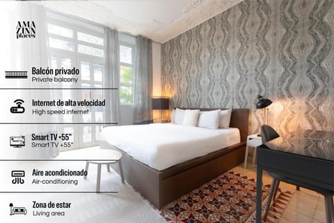 Bed, Photo of the whole room, Bedroom, Text overlay