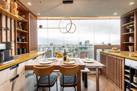 Coffee/tea facilities, Seating area, Dining area