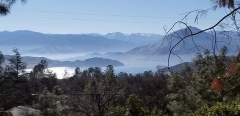 Natural landscape, Balcony/Terrace, Lake view, Mountain view, River view