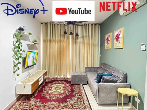 Communal lounge/ TV room, TV and multimedia, Living room, Seating area