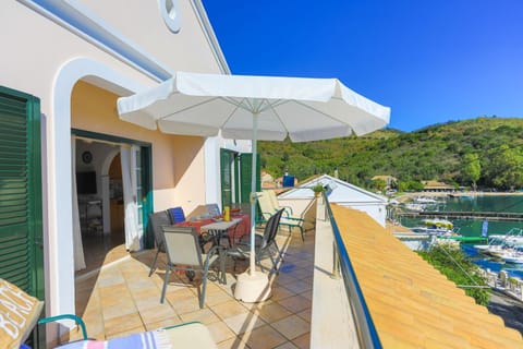 View (from property/room), Balcony/Terrace