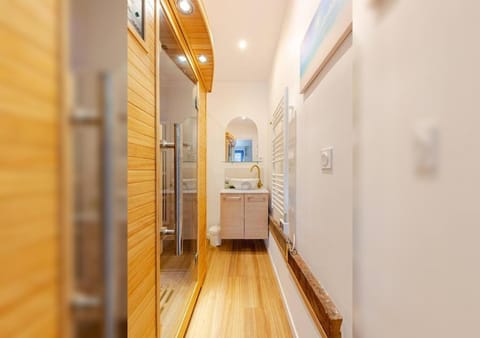 Chambre privée avec sauna pour deux Bed and Breakfast in Normandy