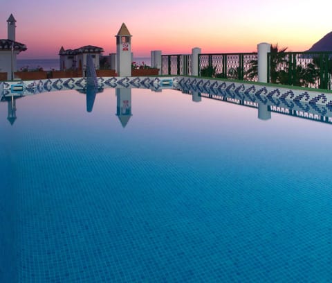 View (from property/room), Balcony/Terrace, Sea view, Swimming pool