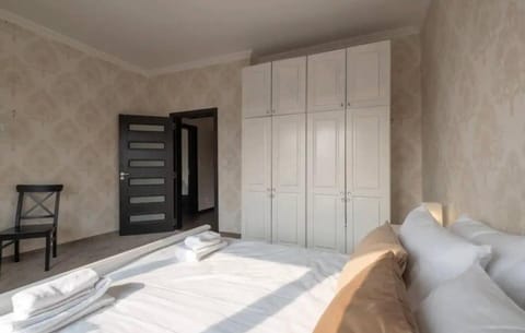 Bed, Bedroom, wardrobe